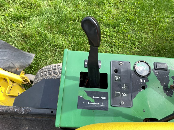 john-deere-f911-image-53