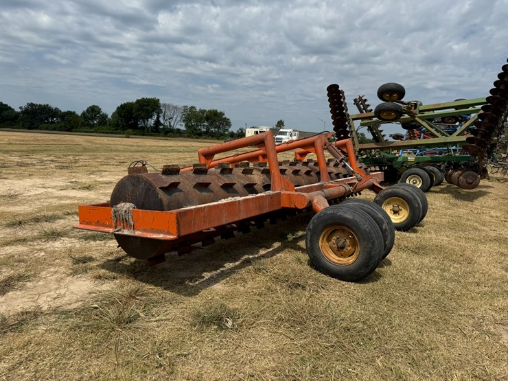 #27143-•-fair-oaks-mfg-20’-stubble-roller-421-image-3