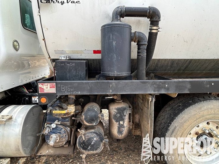 2012-kenworth-t800-image-6