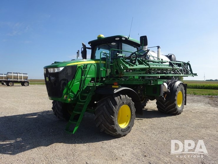 2021-john-deere-f4365-image-2