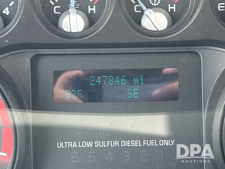 2013-ford-f250-xlt-image-55