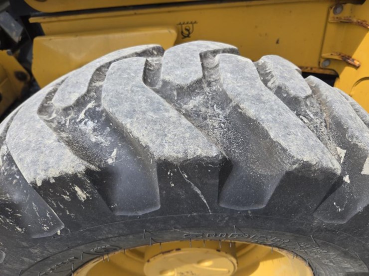 deere-310sl-image-90