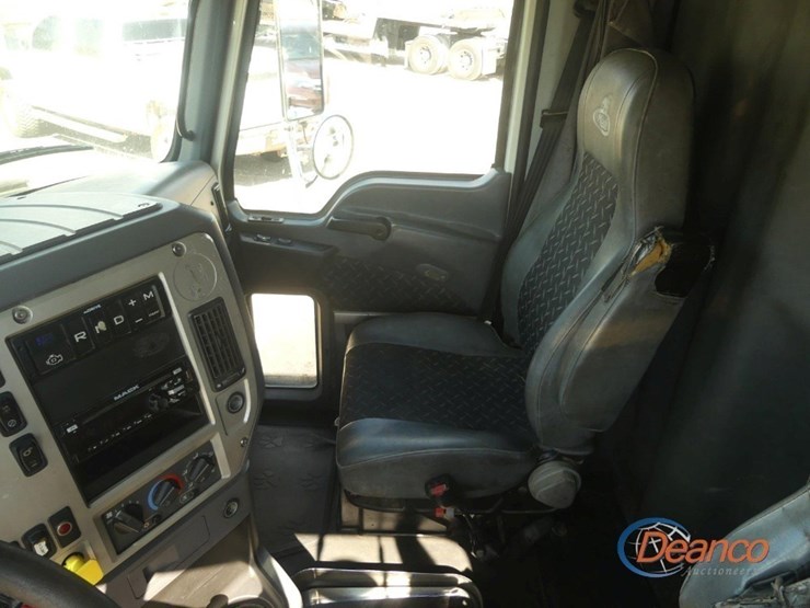 2017-mack-ch613-image-16