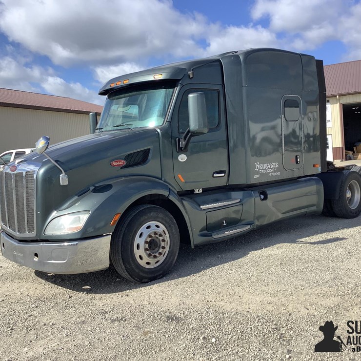 2015 PETERBILT 579