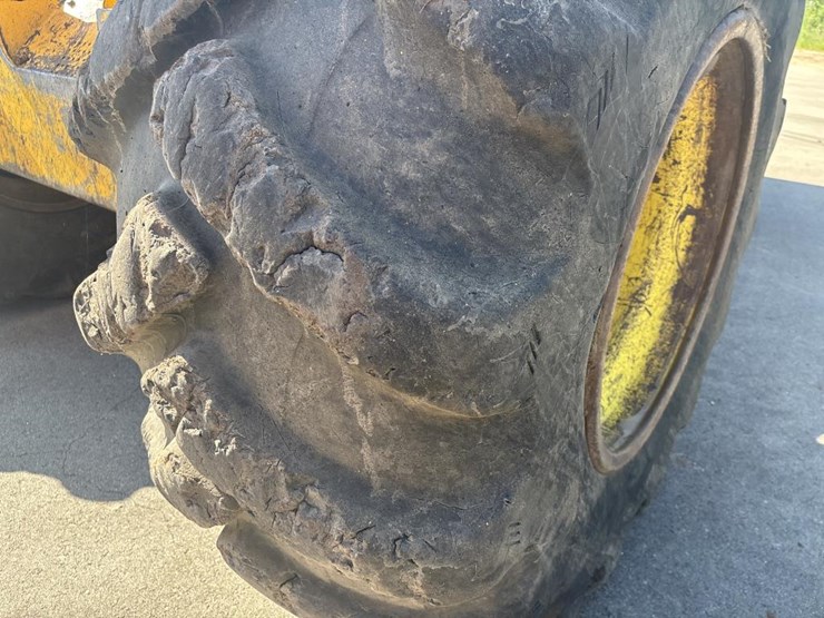 deere-648-image-38