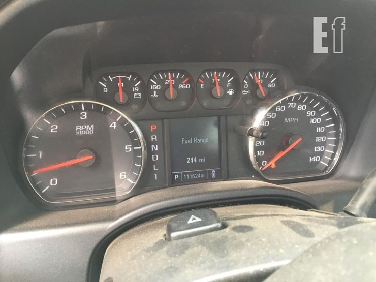 2017-chevrolet-3500-image-6