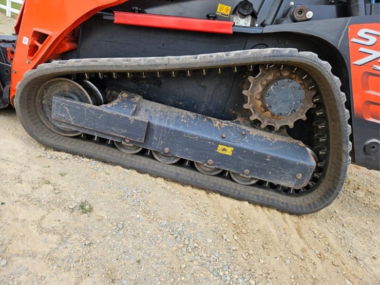 kubota-svl75-2-image-13