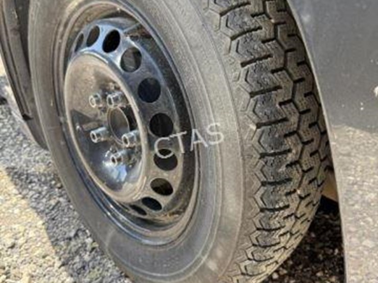 2011-chevrolet-hhr-image-5