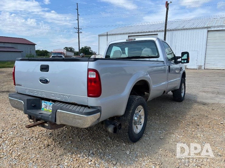 2008-ford-f350-xlt-image-10