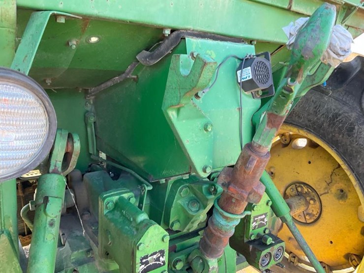 1972-john-deere-4320-image-39