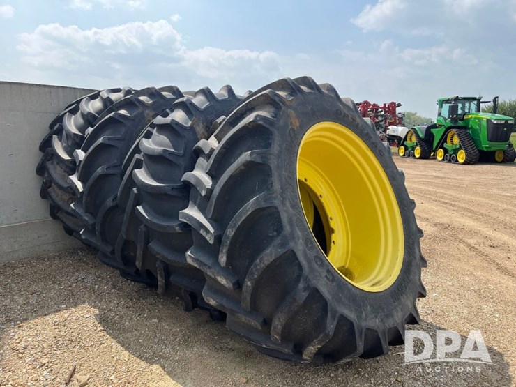 john-deere-r4045-image-2