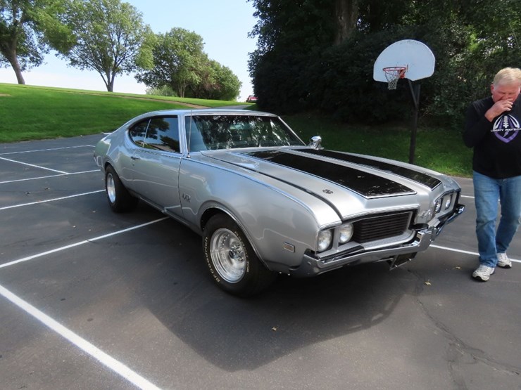 1969-oldsmobile-442-coupe-image-4