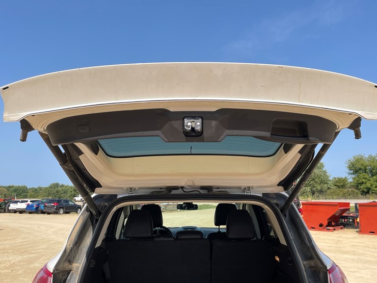 2014-ford-escape-image-52
