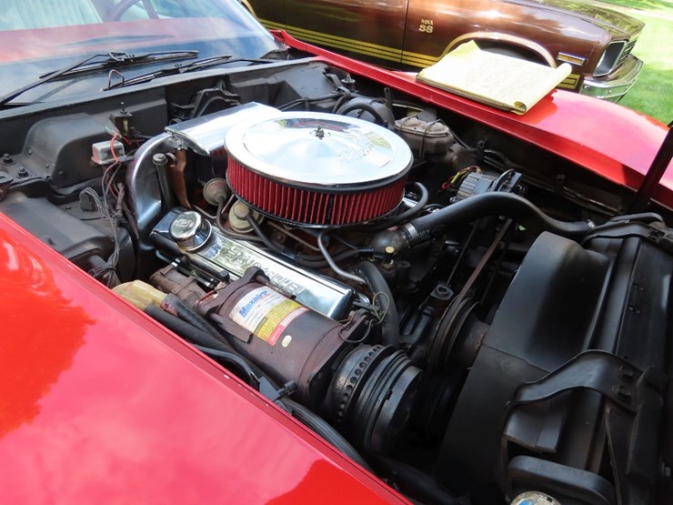 1976-chevrolet-corvette-stingray-image-28