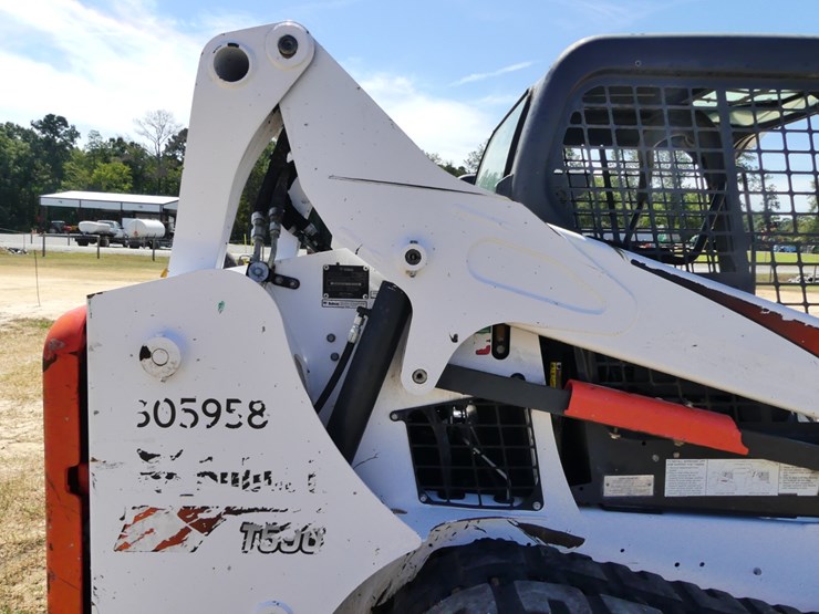 2019-bobcat-t590-image-6