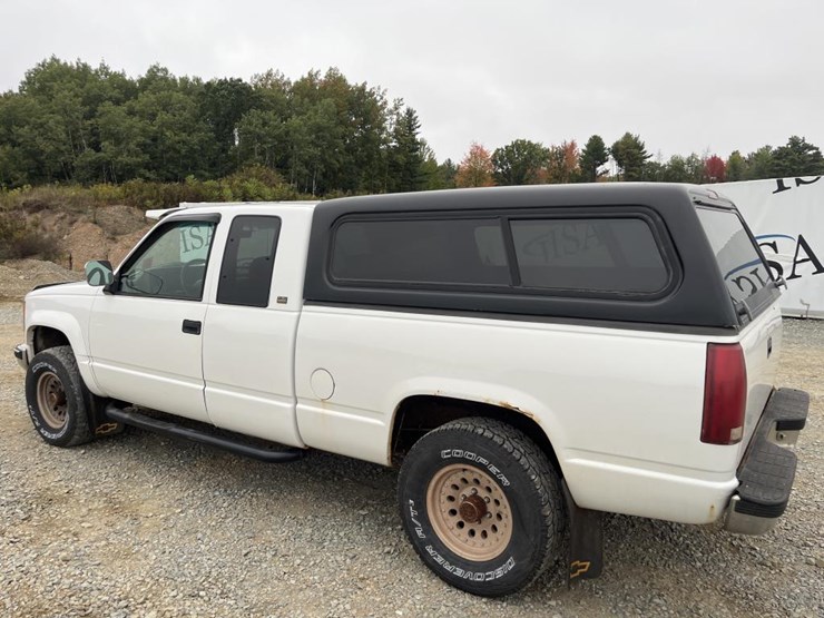 1994-chevrolet-silverado-image-3