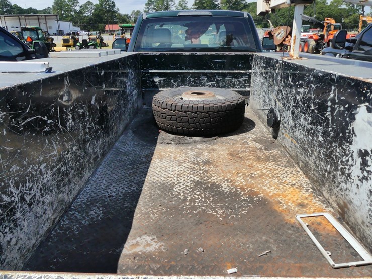 2019-ford-f350-xl-image-10