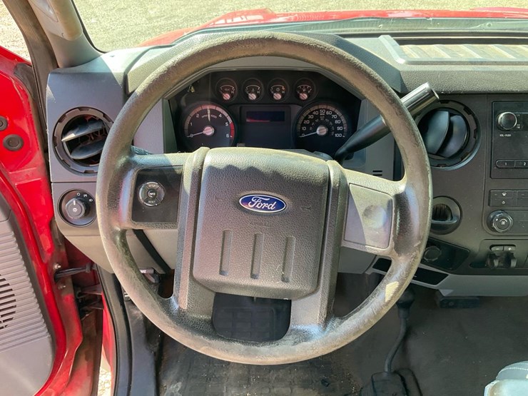 2015-ford-f550-image-90