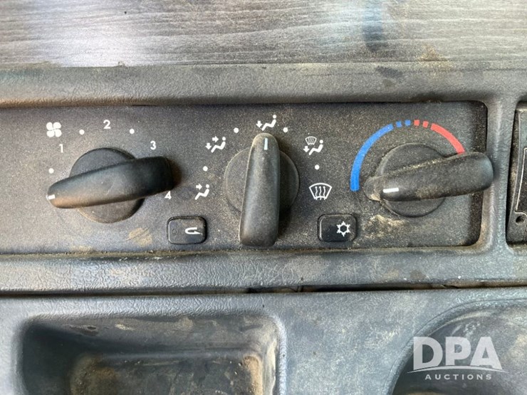 2007-freightliner-columbia-truck-(jn2954,-unit-2158)-image-72