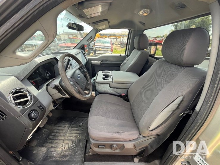 2013-ford-f250-xlt-image-45