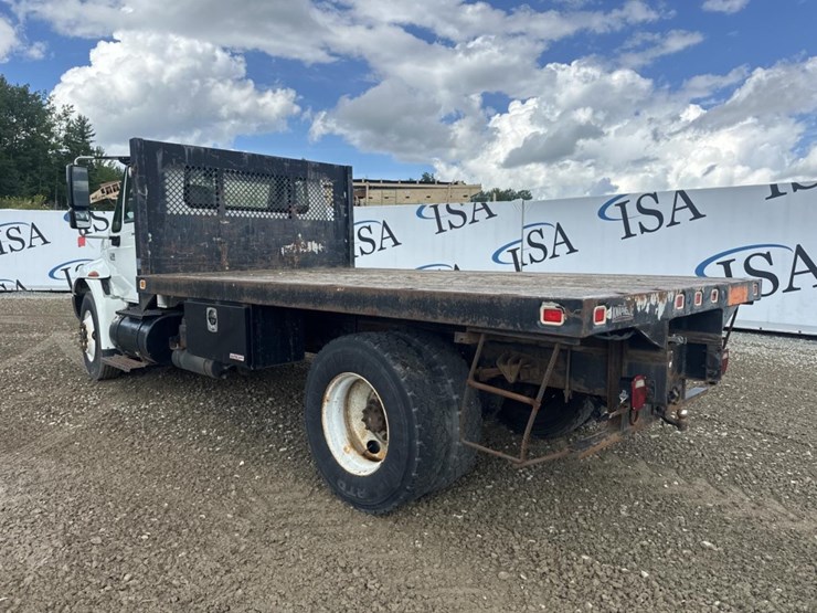 2005-international-durastar-4200-image-3