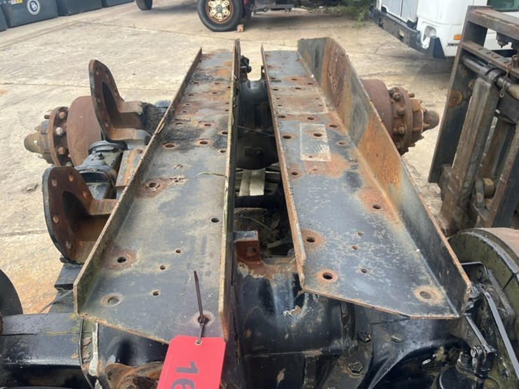 #1634-•-64k-lb-mack-rear-end-image-18