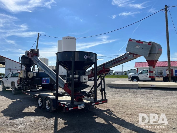 2004-boss-seed-trailer-(jn2958,-unit-t293)-image-9