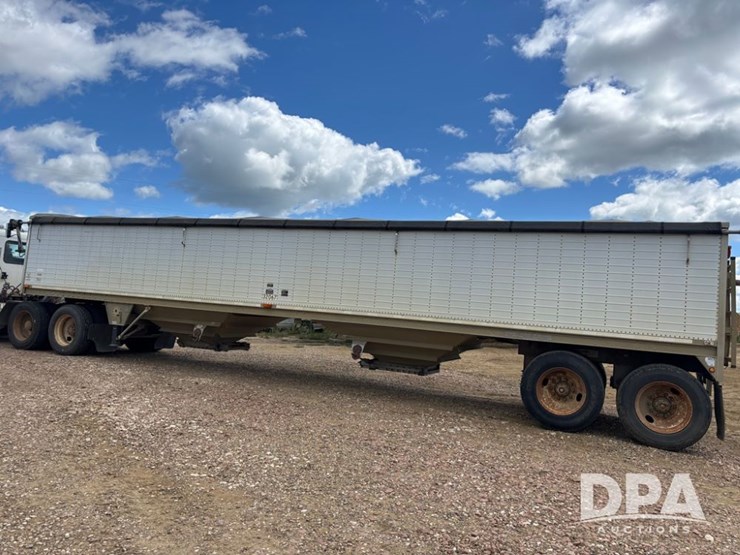2001-wilson-grain-trailer-image-5