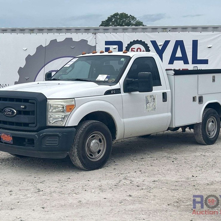 2012 FORD F350