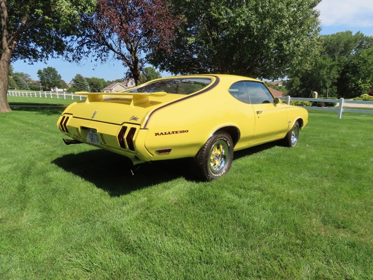 1970-oldsmobile-rallye-350-image-16