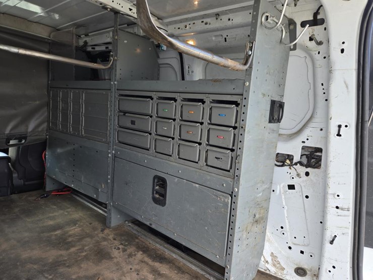 2014-ford-transit-connect-image-28
