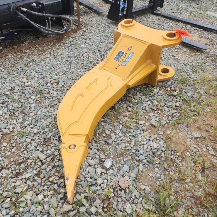 CATERPILLAR 320