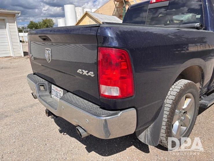 2016-dodge-ram-1500-image-35
