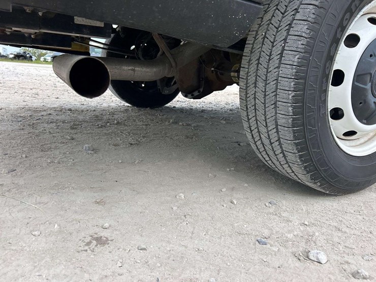 2020-ford-transit-image-28