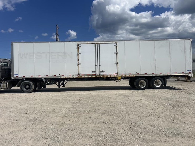 2017-stoughton-van-image-2