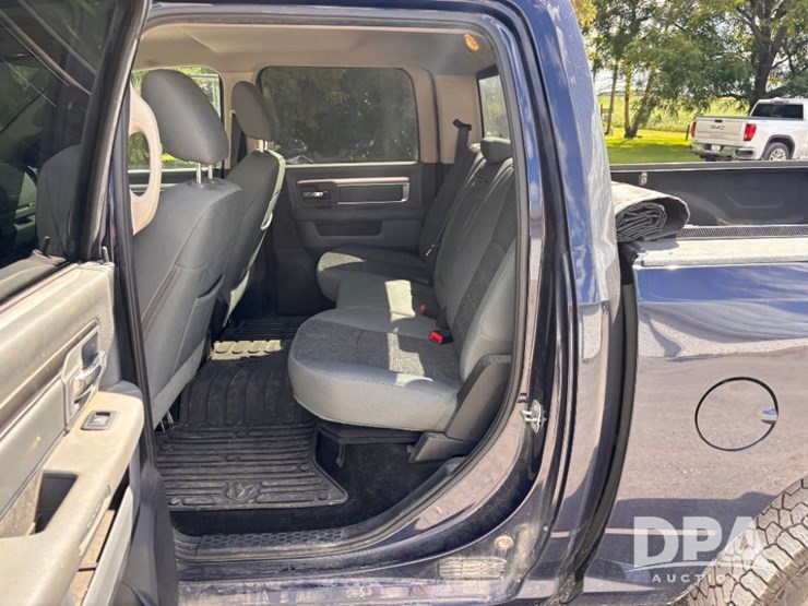 2016-dodge-ram-1500-image-68