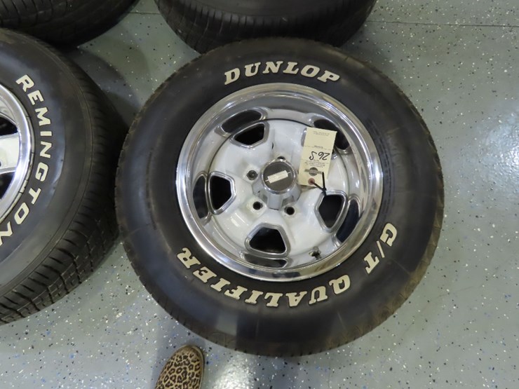 1970's-oldsmobile-rallye-rims-in-white-image-6