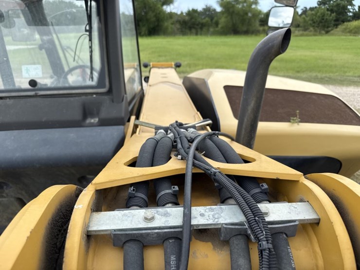 caterpillar-th407c-image-27