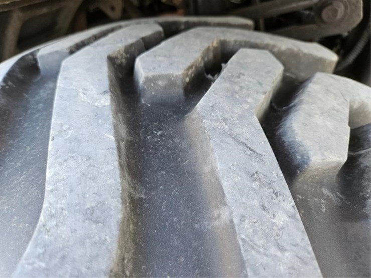 john-deere-1025r-image-54