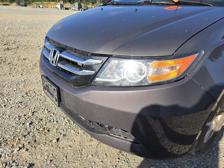 2014-honda-odyssey-image-10