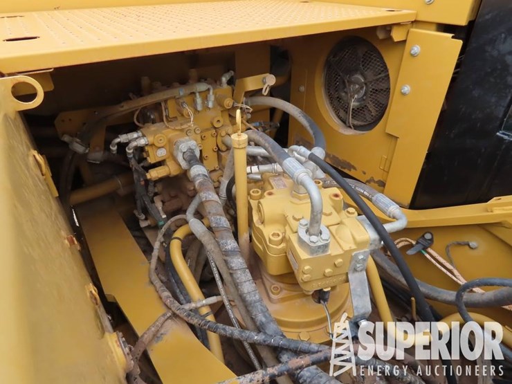 caterpillar-326f-image-5