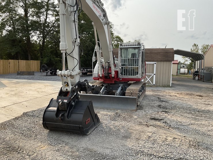 2022-takeuchi-tb2150-image-12