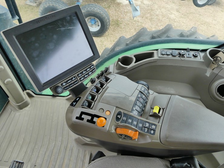 john-deere-8r-250-image-14