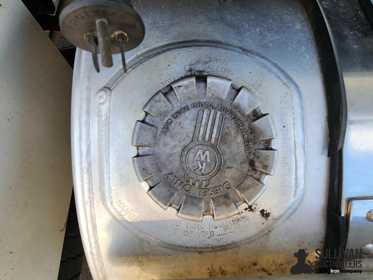 2016-kenworth-t880-image-20