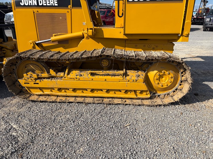 deere-550g-lt-image-10