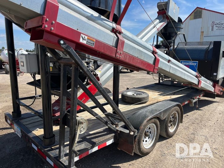 2004-boss-seed-trailer-(jn2958,-unit-t293)-image-39