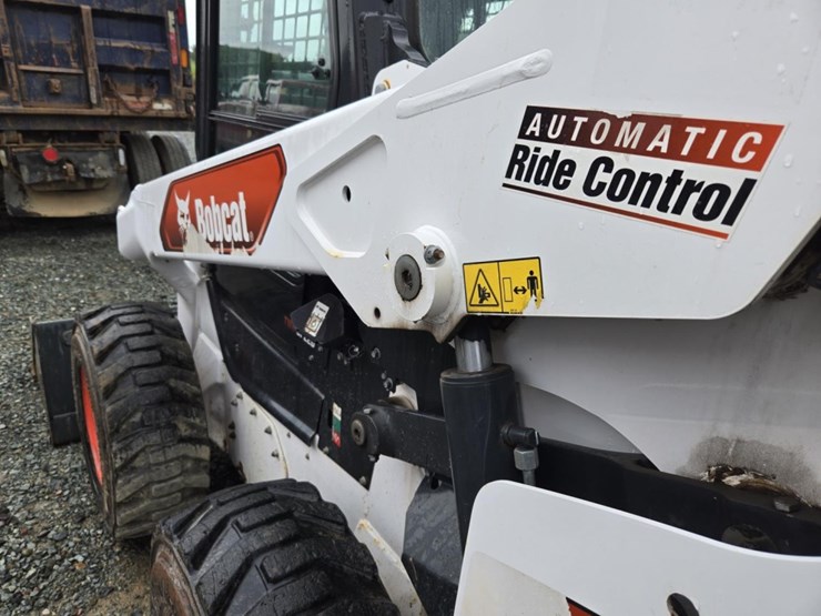 2021-bobcat-s76-image-19
