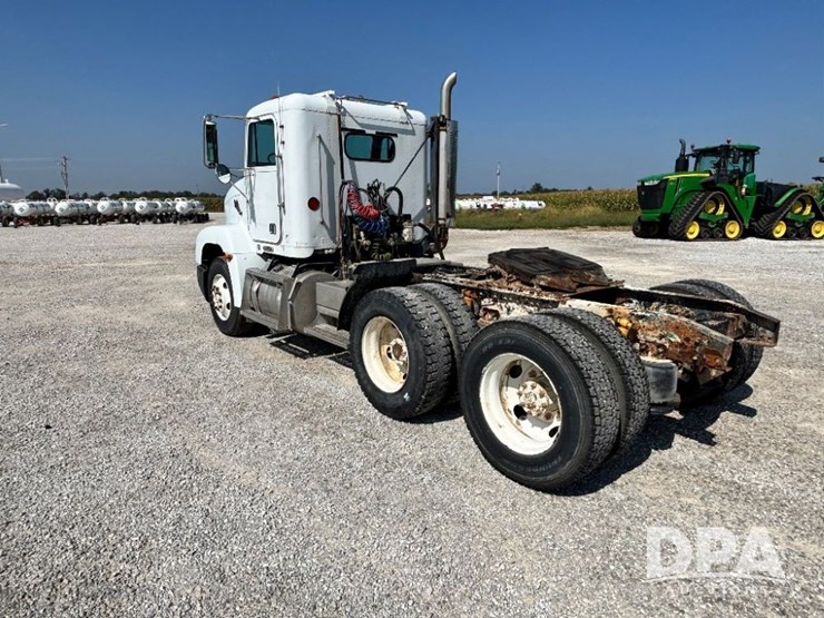 1998-cummins-m11-image-13