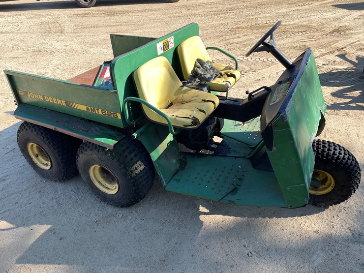 john-deere-gator-image-1