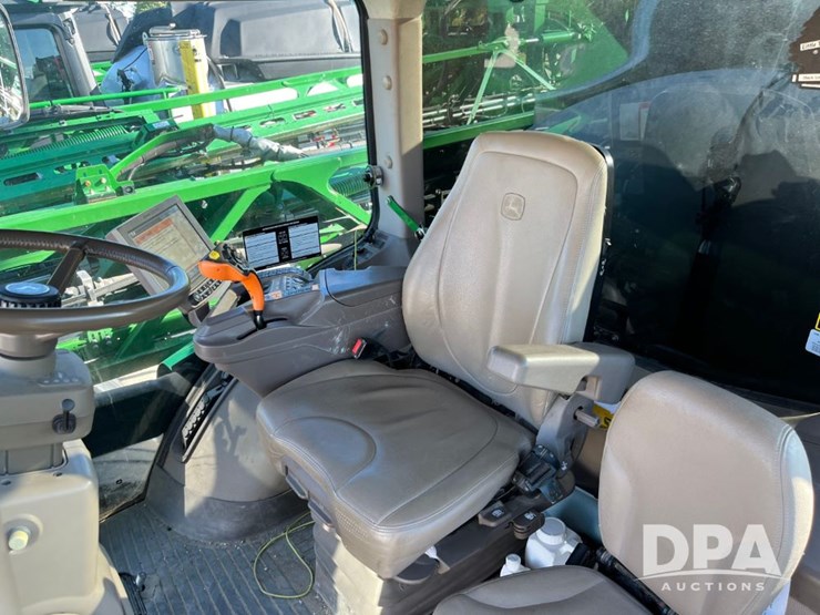 2019-john-deere-r4045-image-84